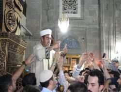 Lala Paşa'da Sakal-ı Şerif Coşkusu