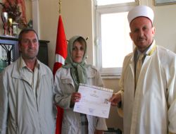 Gürcü kadın müslümanlığı seçti