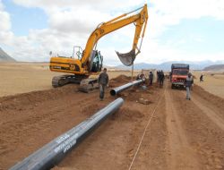 Karayazı'dan Bitlis'e Doğalgaz hattı