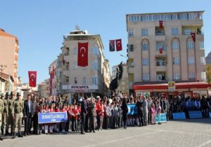 Oltu'da milli coşku doruktaydı