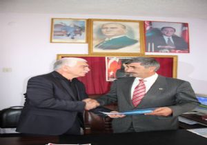 Üstün Oltu için aday adayı oldu