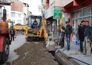 Oltu'da enerji hatları yer altına alınıyor
