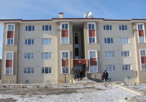 ‘Memleketimizde mülteci olduk'