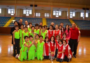 Özel Güneş İlkokulu potada şampiyon oldu
