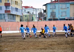 Bayburt şampiyonluğa gidiyor