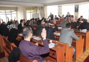 Genç, TBMM Onur ödülü'ne aday gösterildi