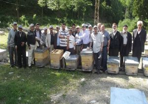 Bal üreticilerine eğitim gezisi