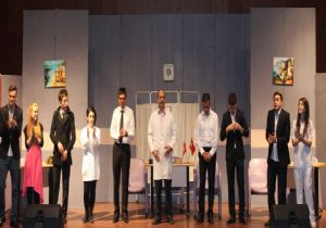 Şehir Tiyatrosu'ndan sezonun son oyunu: ‘Her Telden Kabare'