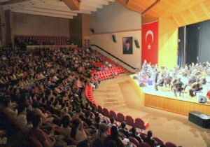 Erzurum'da ‘Senfonik Türküler' ziyafeti