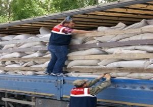 Jandarma'dan kaçak çay operasyonu 