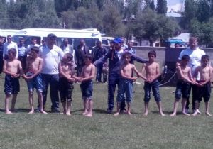 Karaçoban Karakucak Güreşleri büyük ilgi gördü