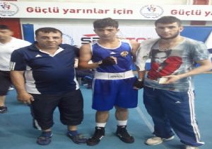 Yazıcı Bolu'dan madalya ile döndü