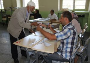 Erzurumlular sandık başında