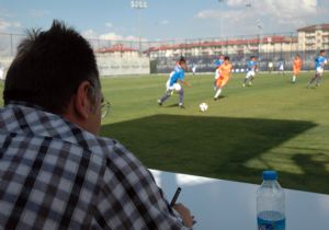 Sofuoğlu Erzurum'da yetenekli futbolcuları  belirledi