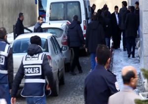 1'i müdür 4'ü amir 5 polis serbest