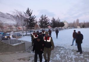 Jandarma hayvan hırsızlarını yakaladı