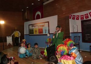 İlçelerde ‘Büyük' tiyatro' açılımı