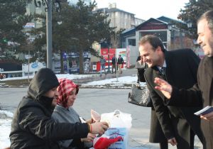 Türetken'den Kadınlar Günü jesti