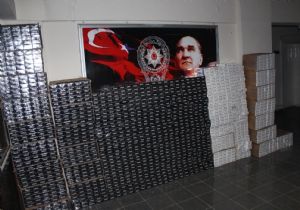 Horasan'da 38 bin paket sigara ele geçirildi