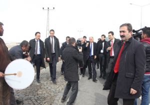 Ala'ya coşkulu karşılama