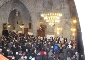 Ulucami'den aminler yükseldi