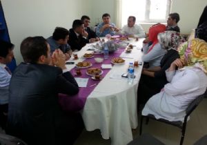 Pasinler'de akademisyen-eğitimci buluşması