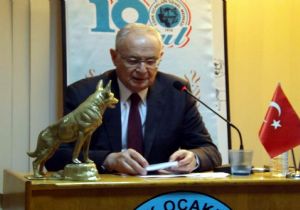 ‘Gerçekleri yazan kitapları çalıp, yok ettiler'