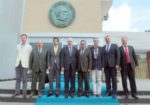 Dedeoğlu'ndan ATAÜNİ'ye övgü