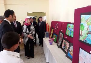 Çat'ta Görsel Sanatlar Sergisi açıldı