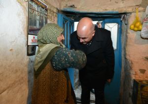 Korkut Saime Ana'nın duasını aldı