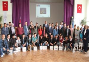 Oltu Fen Lisesi'nden AB başarısı