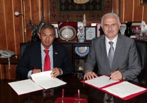 Bilimde Kuala Lumpur-Erzurum köprüsü