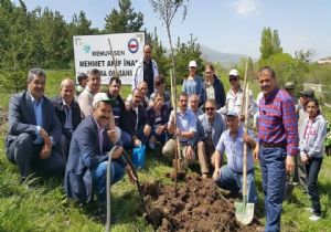Memur-Sen'den Akif İnan'a vefa