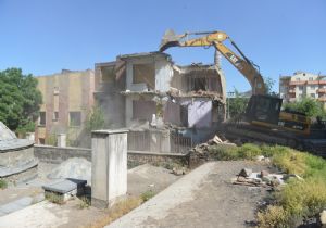 Üç Kümbetler, Bakırcı ve sıra Muratpaşa'da