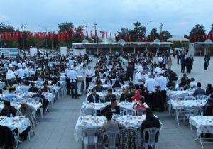 Erzurum'da ilk iftar heyecanı