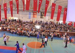 Yaz Spor Okullarına övgü