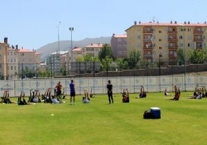 Giresunspor, Erzurum'da kampa girdi