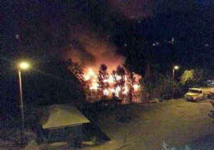 Okuldan geriye duvarları kaldı