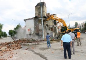 Aziziye'de üstyapı seferberliği
