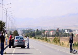Aziziye Yurtlar Kavşağında kaza: 1 ölü
