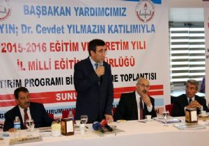 ‘Siyaset bir sorumluluk işidir'