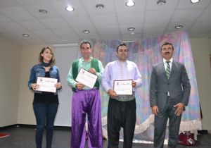 Çocuk Evlerinde Kalan Çocuklar Tiyatro'da buluştu