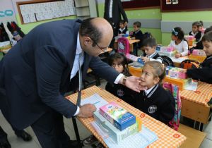 Aziziye'den eğitime çağdaş destek