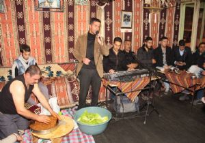 Oltu'da Şanlıurfa geleneği