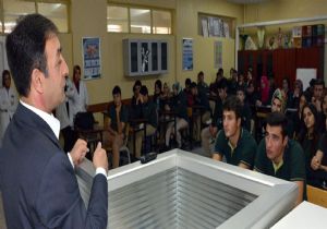 Göğebakan'dan Aziz Sancar örneklemesi