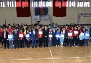 Hentbol'da nefes kesen mücadele