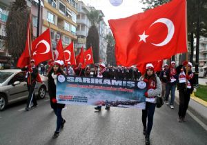 Vefakar Gençlik Fedakar Ecdadını Unutmadı