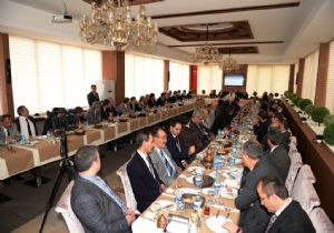 Altıparmak: 'Kalkınmanın yolu projeden geçer'