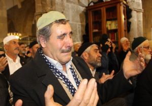 Birlik niyazları arşa yükseldi