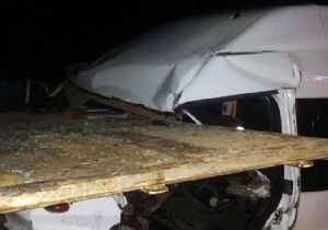 Çat Yaylasu'da trafik kazası: 1 ölü, 5 yaralı